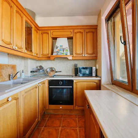 Apartment Euxinograd *